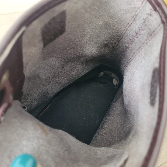 Doc Martens brown vegan 8-eye boots in Size 10 - Picture 14 of 15